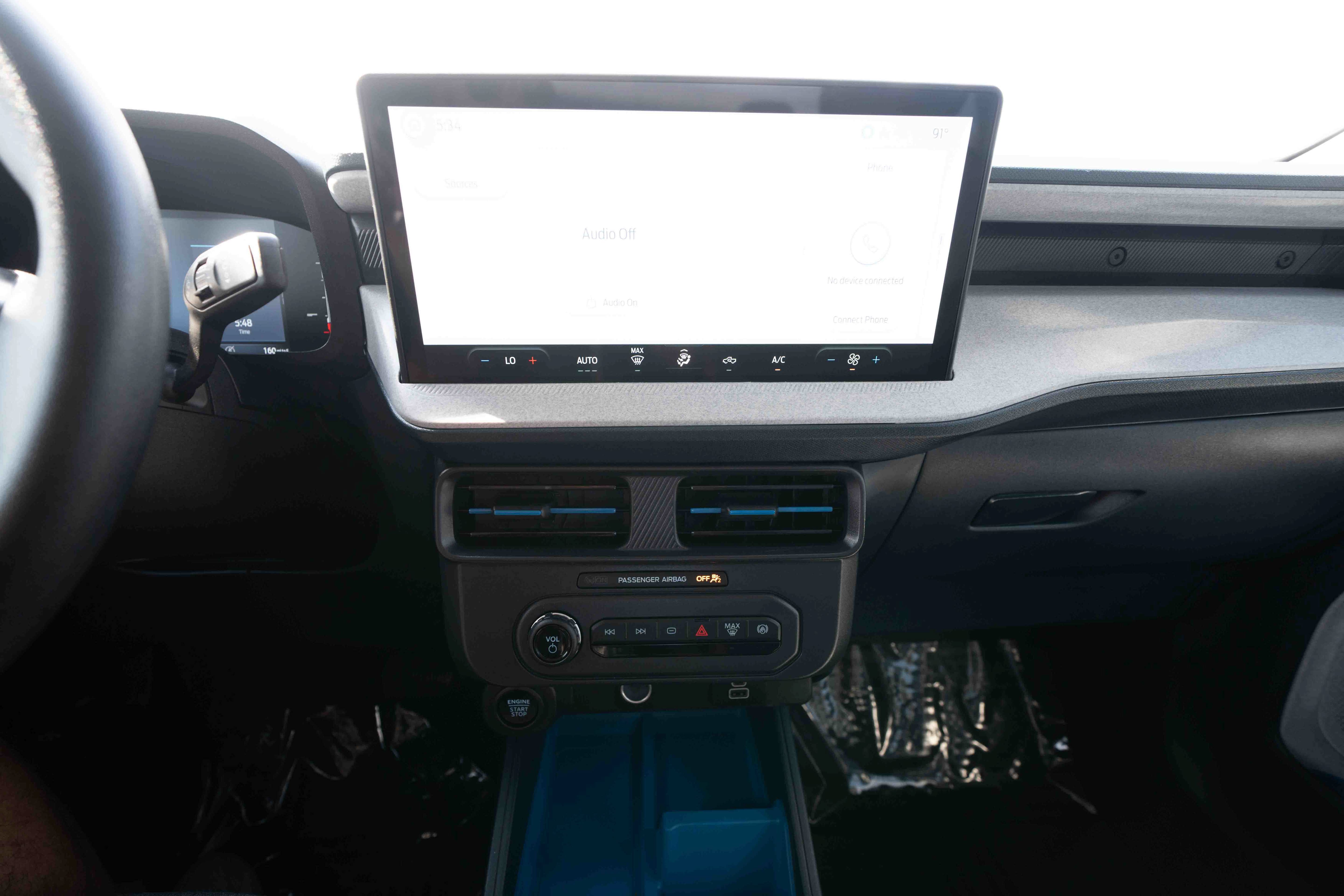 Used 2025 Ford Maverick XLT w/ Equipment Group 302A AWD/4WD image 17