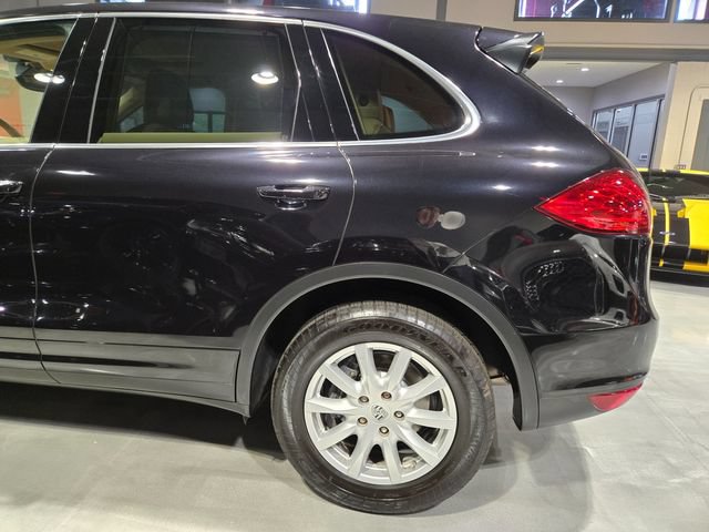 Used 2012 Porsche Cayenne AWD/4WD image 7