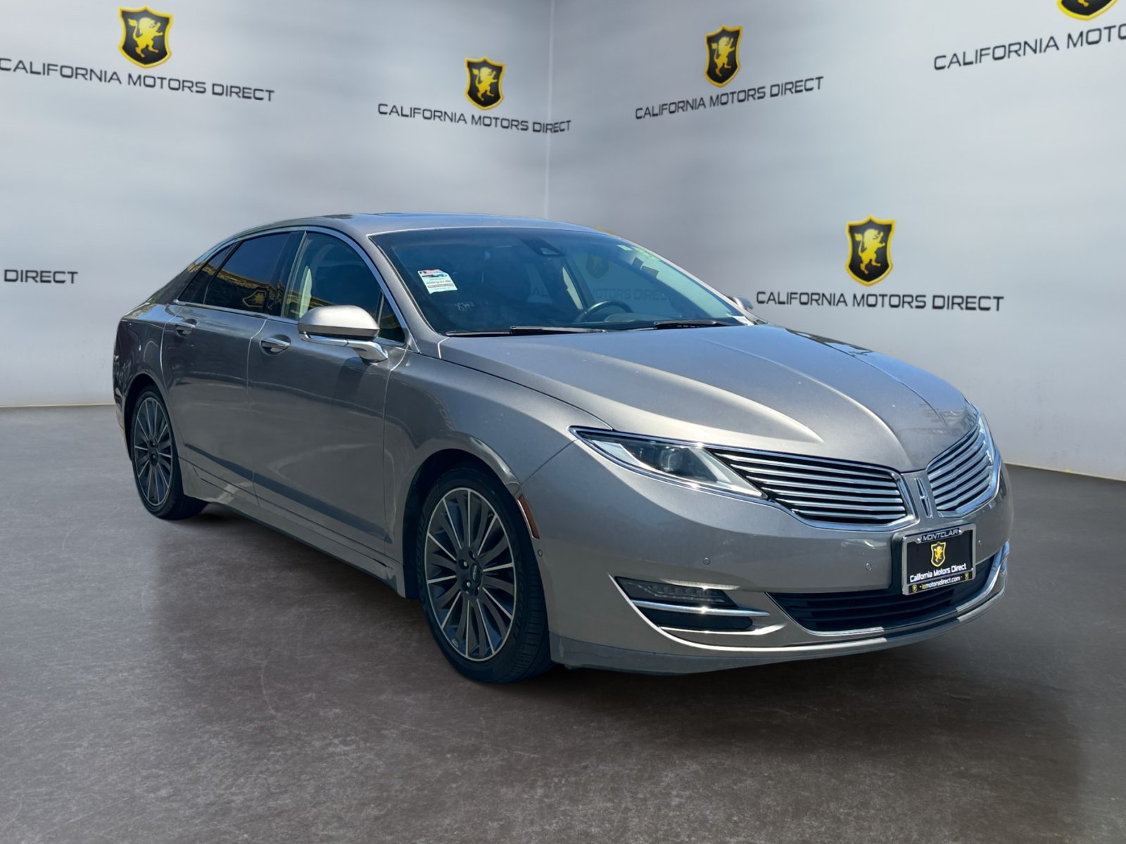 Used 2016 Lincoln MKZ w/ Equipment Group 300A Reserve FWD image 7