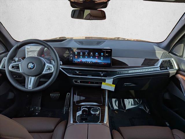 Used 2026 BMW X5 xDrive40i w/ M Sport Package AWD/4WD image 16