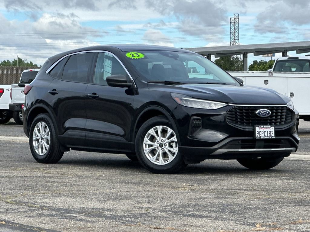 Certified 2023 Ford Escape Active image 1