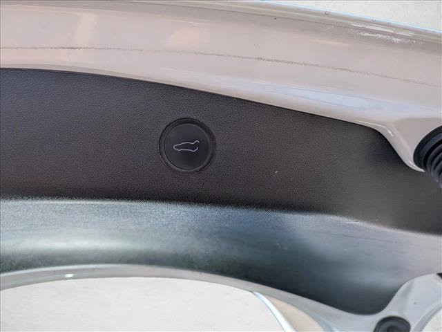 Used 2022 Tesla Model 3 RWD image 7
