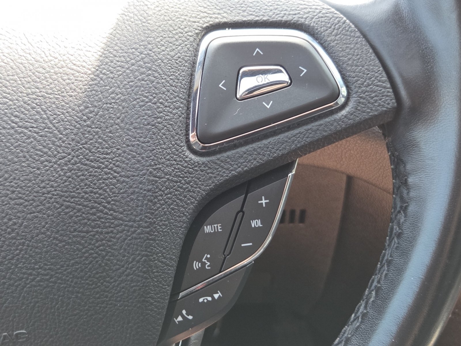 Used 2017 Lincoln MKC Reserve FWD image 15