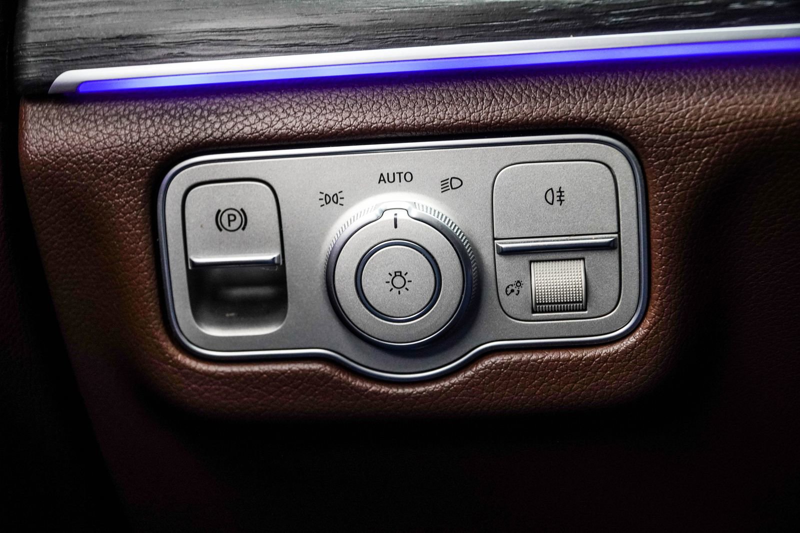 Used 2024 Mercedes-Benz GLS 450 4MATIC image 34