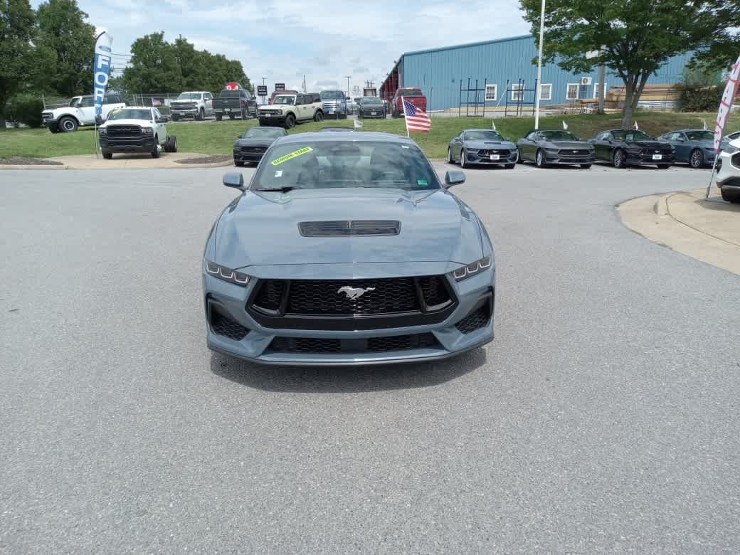Used 2024 Ford Mustang GT RWD image 2
