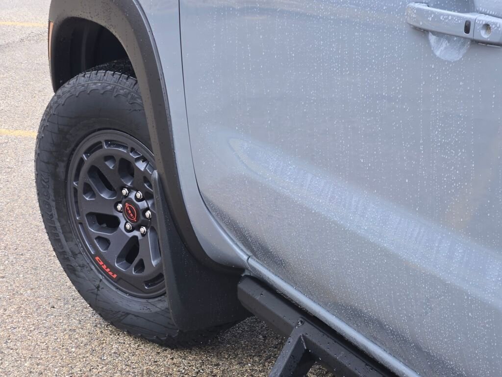 New 2026 Nissan Frontier PRO-4X w/ Pro-4x Convenience Package image 13