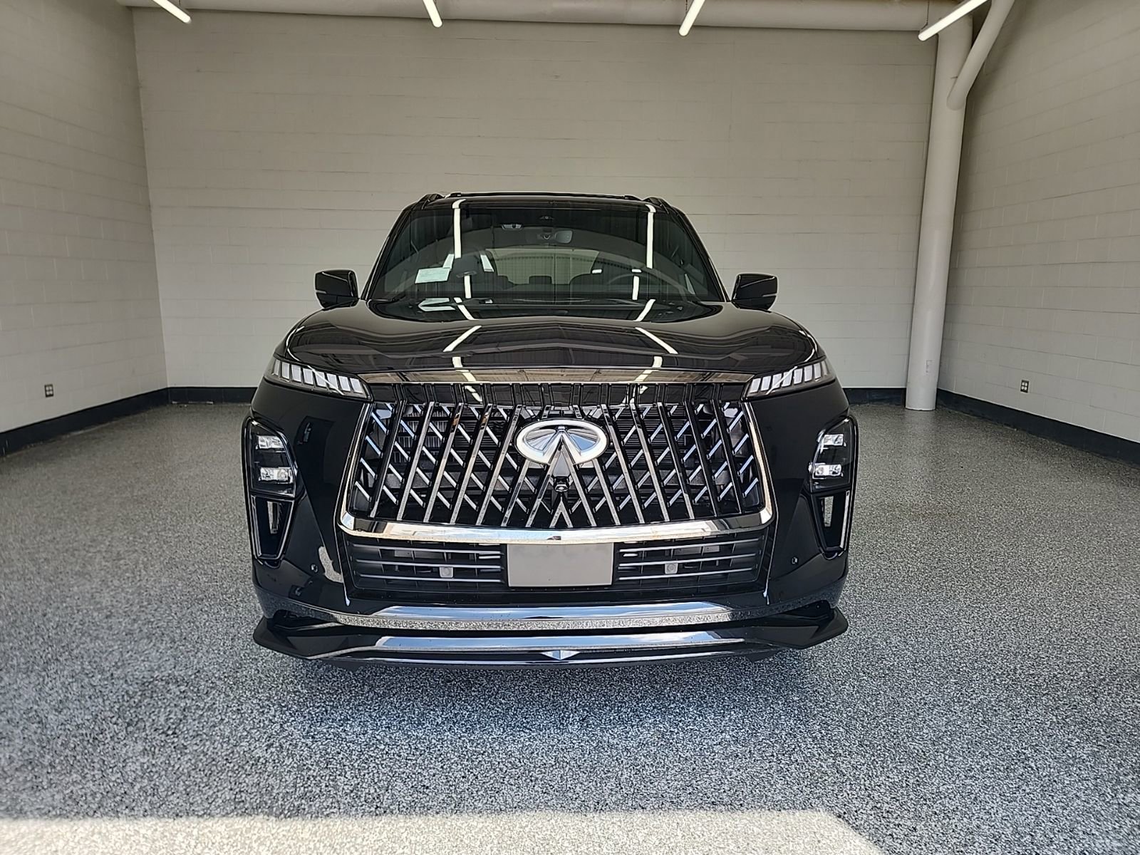 New 2026 INFINITI QX80 4WD image 9