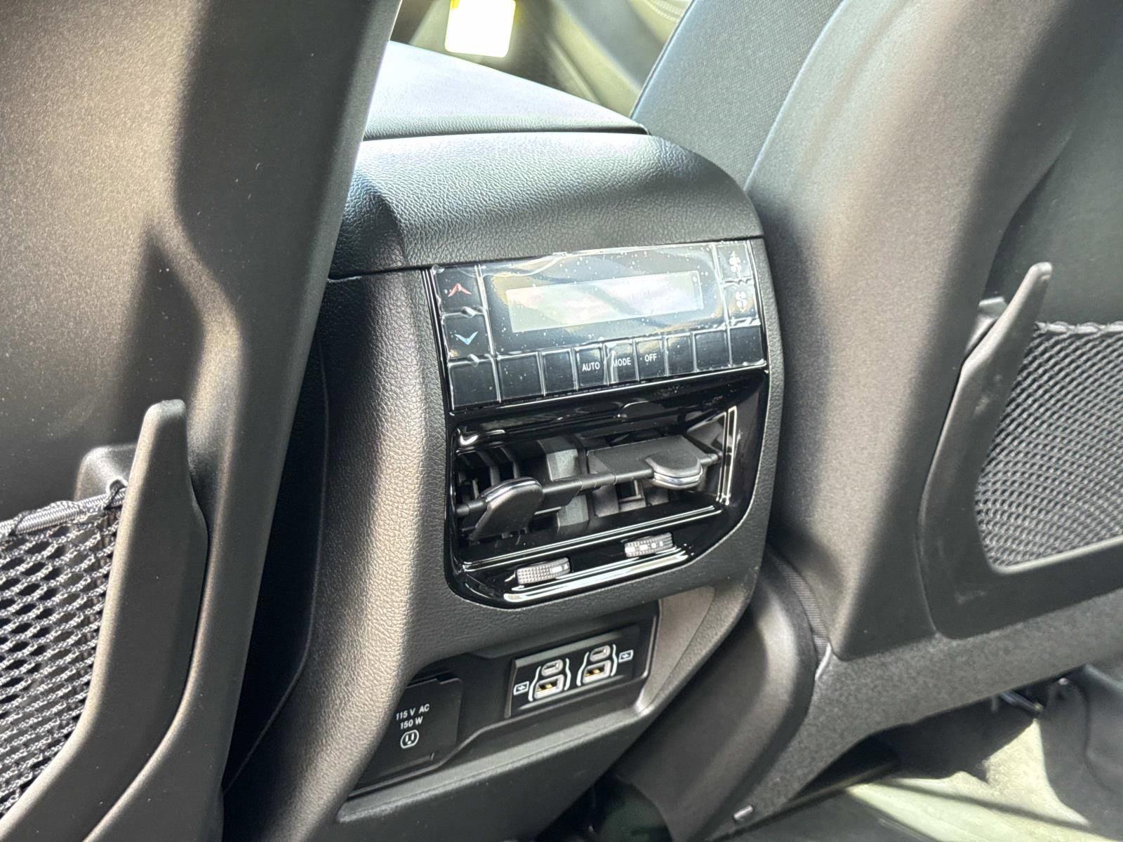 New 2026 Jeep Grand Cherokee L 2WD image 28