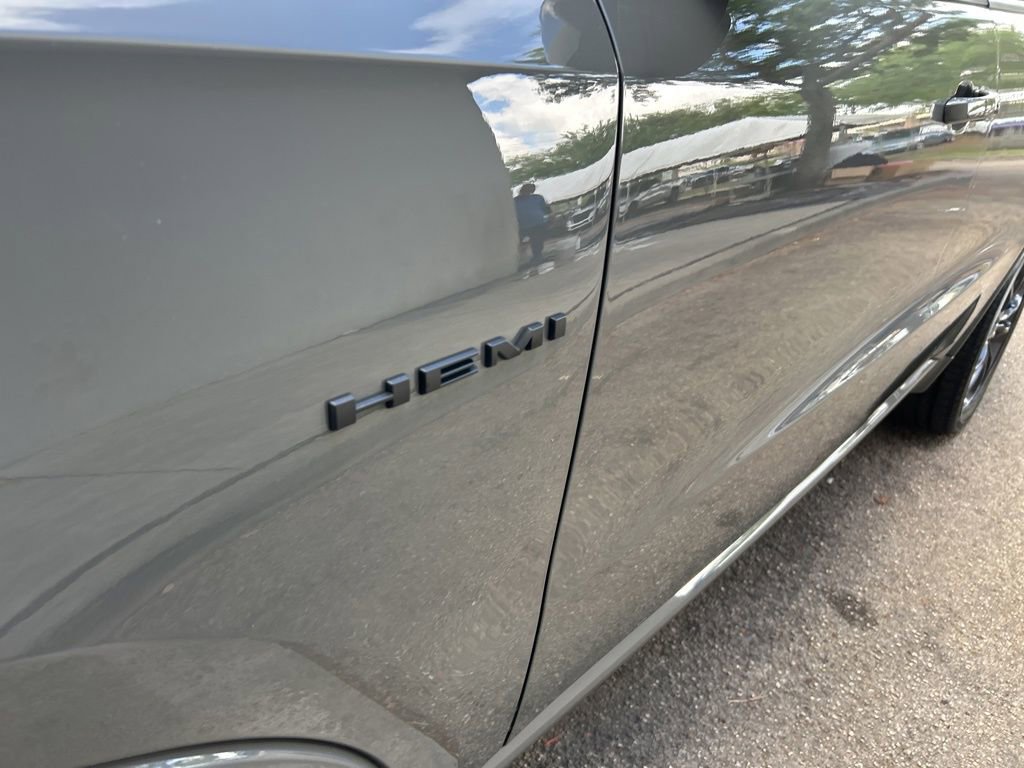 Used 2024 Dodge Durango R/T AWD/4WD image 14