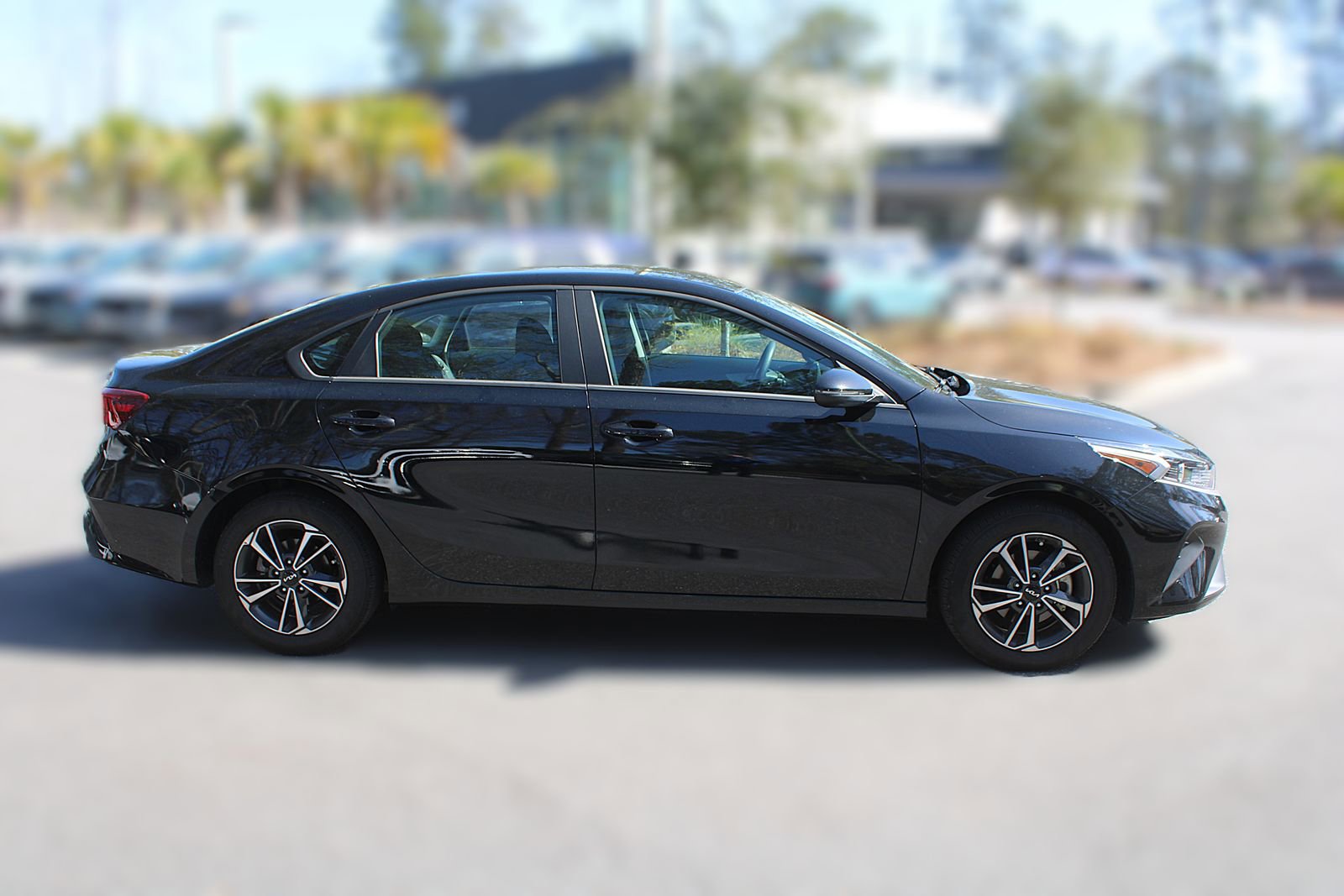 Certified 2024 Kia Forte LXS w/ LXS Technology Package image 11