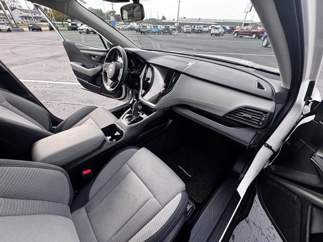 Used 2024 Subaru Outback Premium image 10