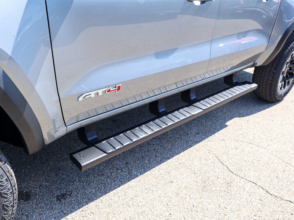 New 2026 GMC Canyon AT4 w/ Technology Plus Package AWD/4WD image 7