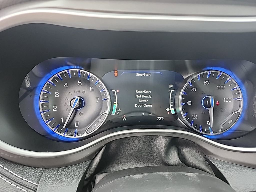 New 2026 Chrysler Pacifica Select image 26