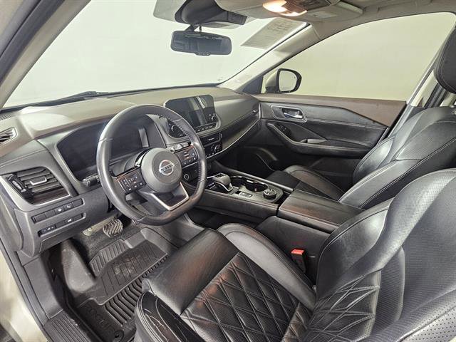 Used 2021 Nissan Rogue Platinum image 26