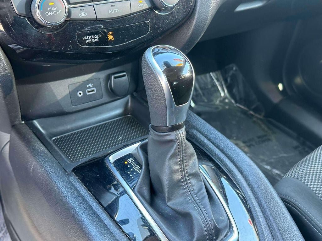 Used 2022 Nissan Rogue Sport SV AWD/4WD image 31
