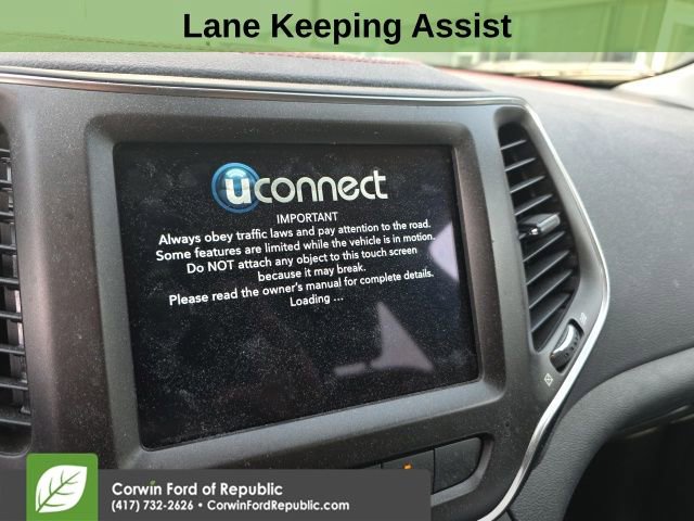 Used 2022 Jeep Cherokee Trailhawk w/ Trailer Tow Group image 9