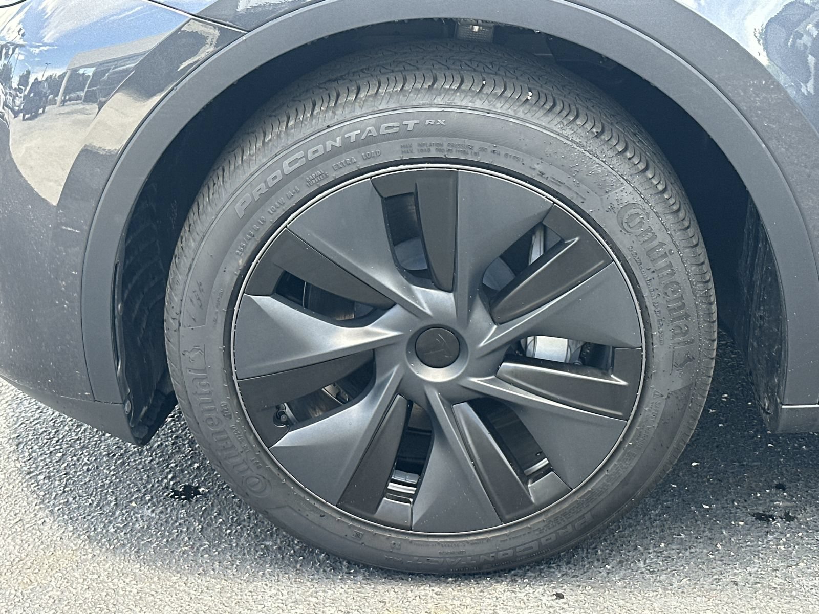 Used 2025 Tesla Model Y Long Range RWD image 13
