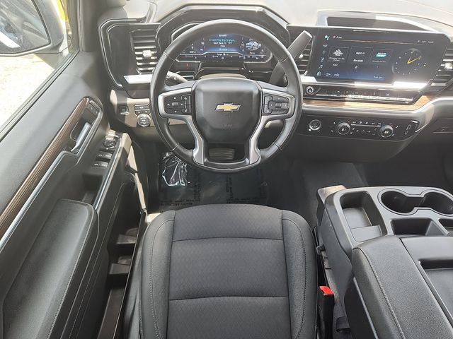 Used 2023 Chevrolet Silverado 1500 LT AWD/4WD image 7