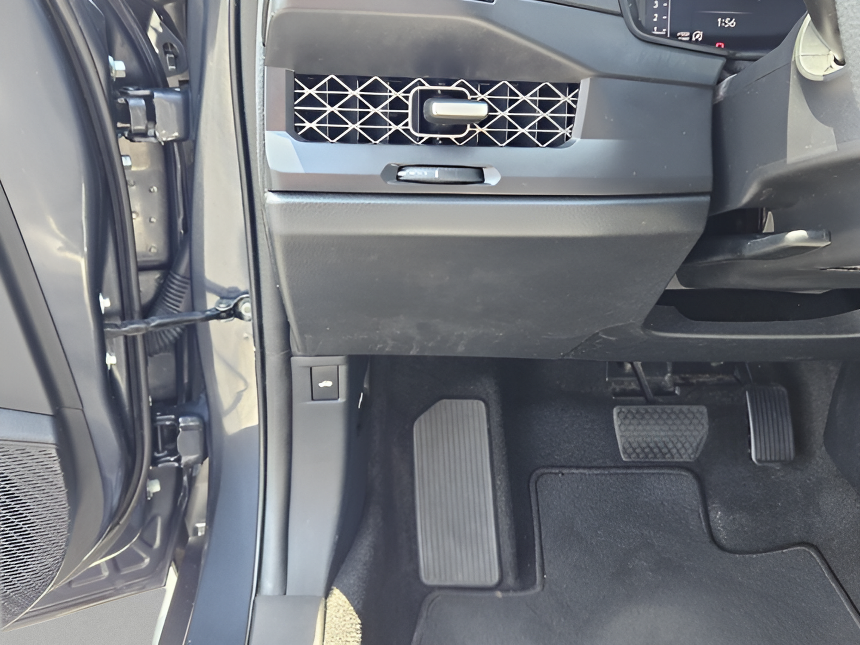 Used 2023 Honda Accord EX image 13