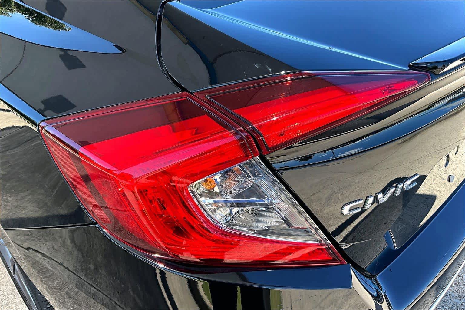 Used 2021 Honda Civic EX image 28