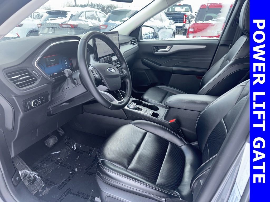 Used 2024 Ford Escape Platinum image 15