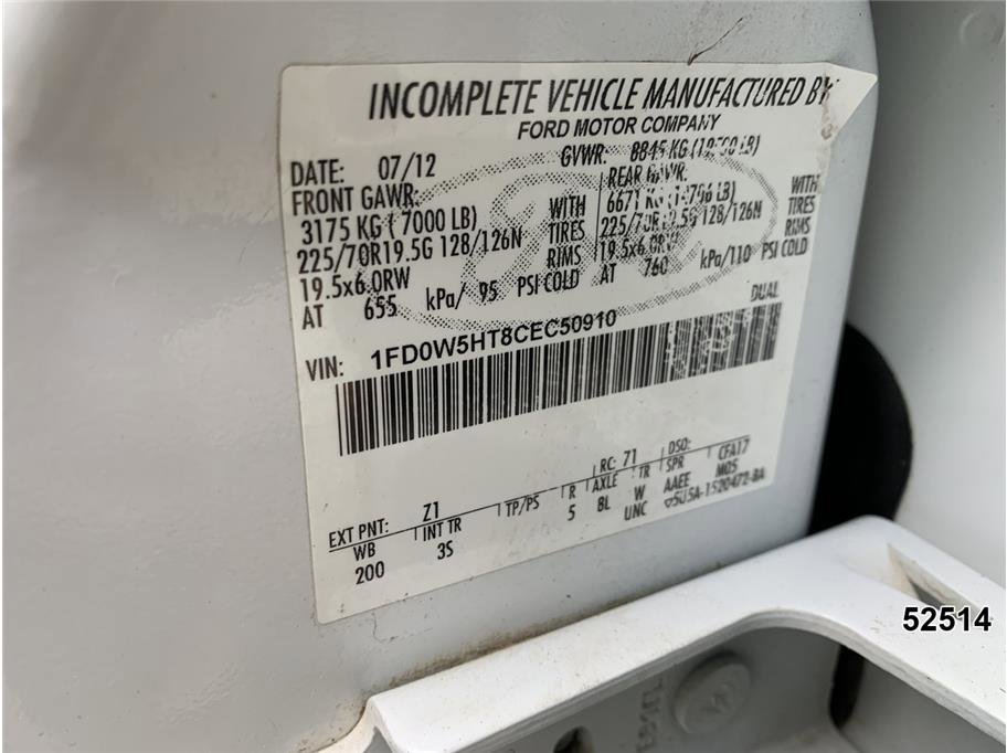 Used 2012 Ford F550 4x4 Crew Cab Super Duty w/ Payload Upgrade Pkg image 15