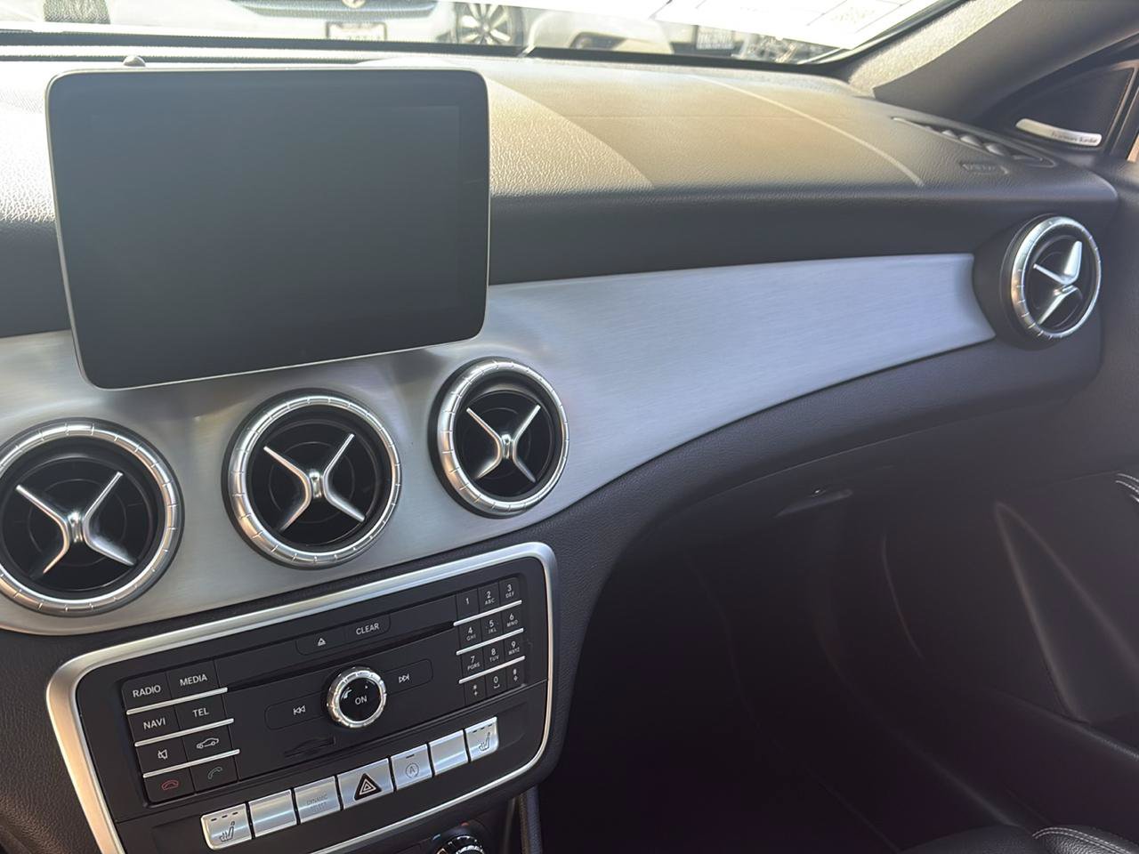 Used 2017 Mercedes-Benz CLA 250 image 9