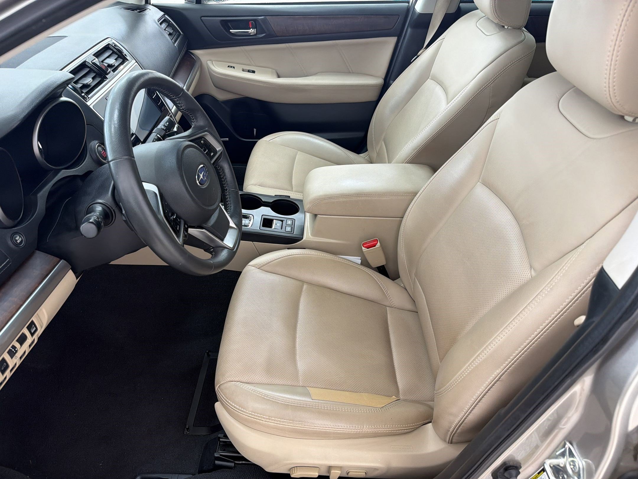 Used 2018 Subaru Outback 2.5i Limited AWD/4WD image 5