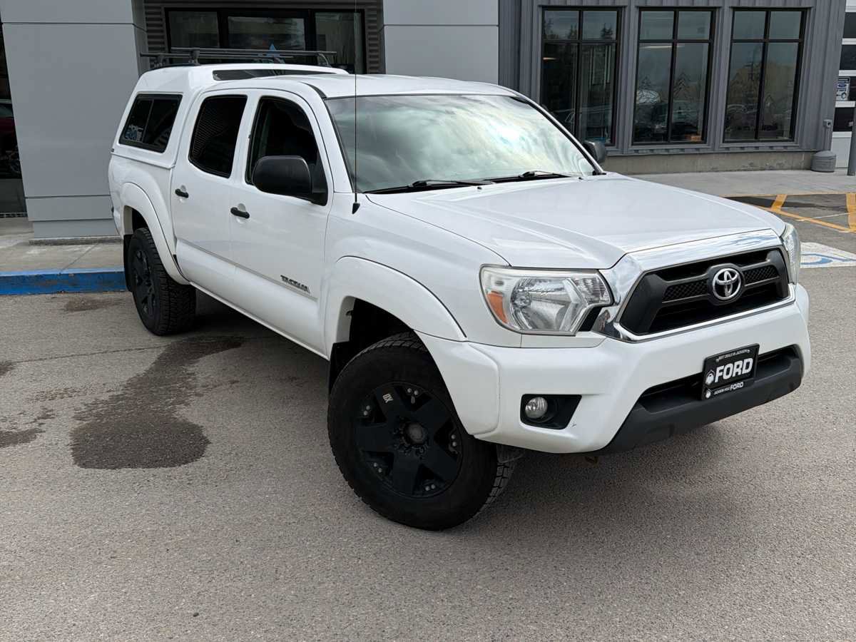 Used 2013 Toyota Tacoma 4x4 Double Cab w/ SR5 Pkg image 3