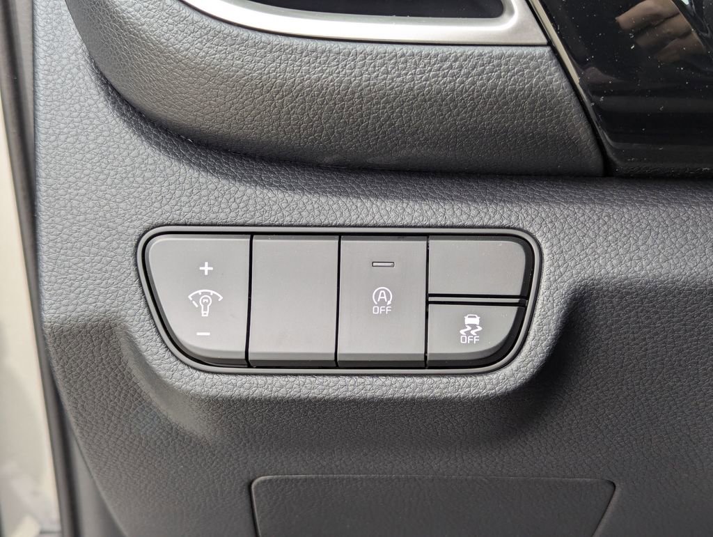 New 2026 Kia Seltos S FWD image 27
