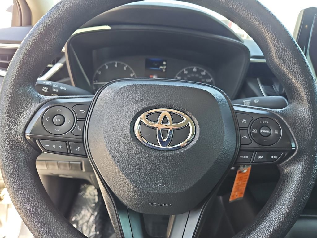 Used 2023 Toyota Corolla LE FWD image 19
