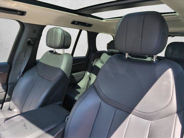 Used 2023 Land Rover Range Rover SE AWD/4WD image 13
