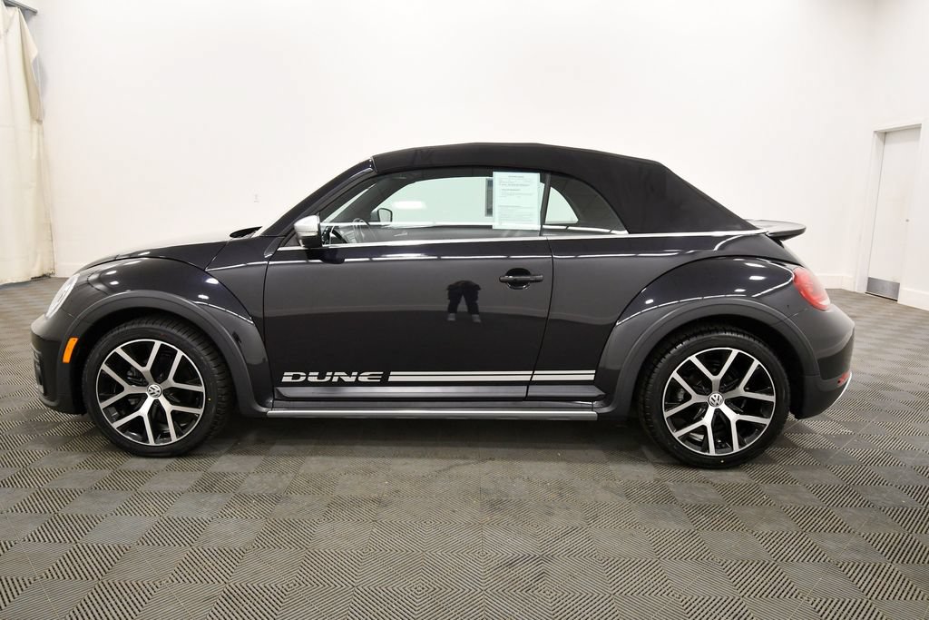 Used 2018 Volkswagen Beetle 2.0T Dune FWD image 5