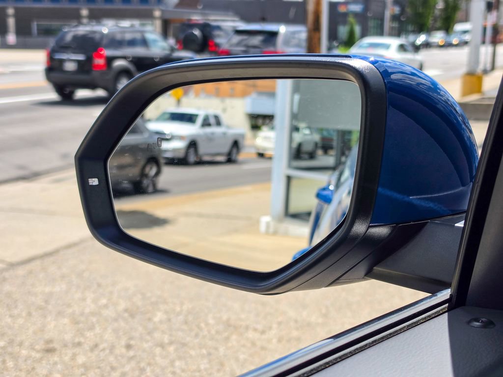Certified 2025 Volkswagen Atlas SE FWD image 28