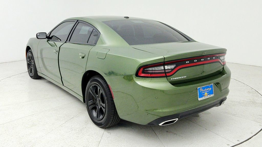 Used 2022 Dodge Charger SXT image 6