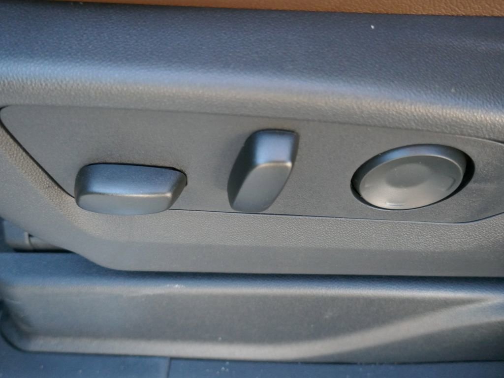 New 2026 Chevrolet Suburban High Country image 16