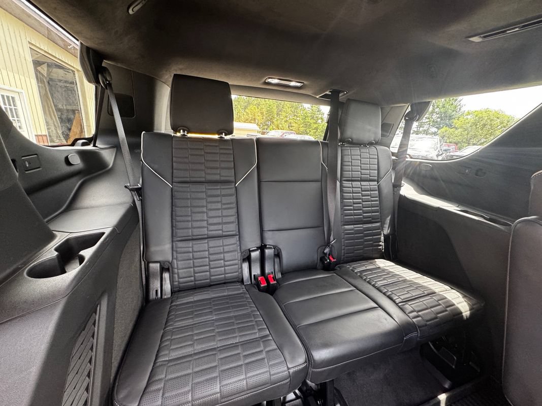 Used 2024 Cadillac Escalade V w/ LPO, ONYX Package AWD/4WD image 43