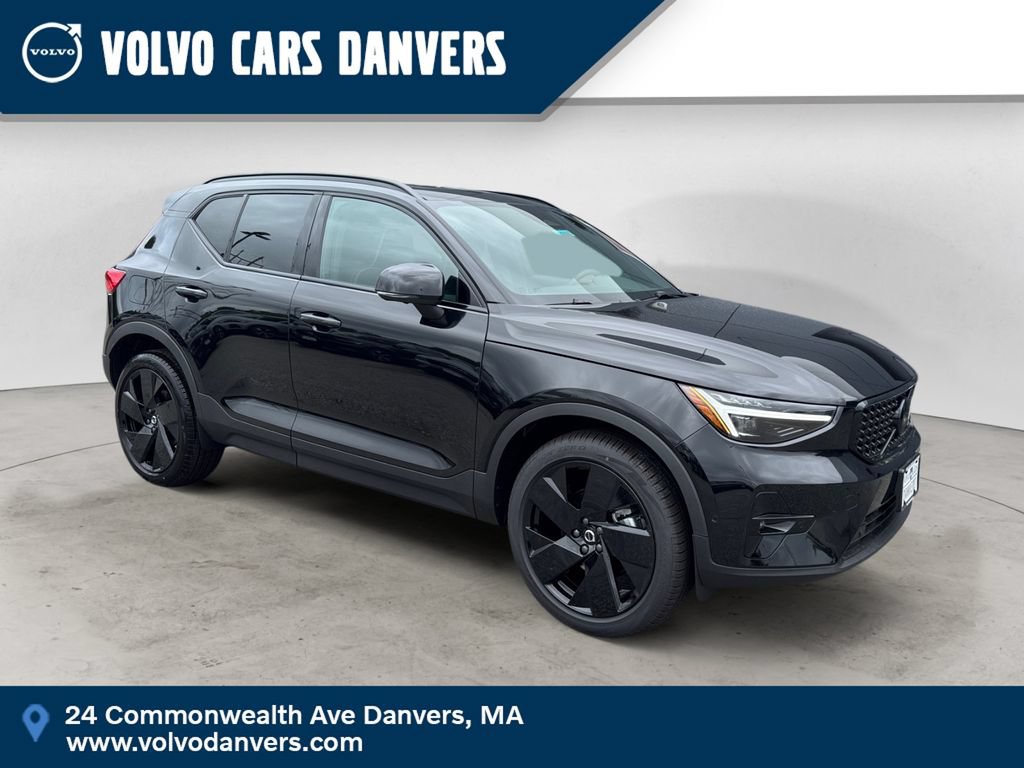 New 2026 Volvo XC40 B5 Ultra w/ Protection Package Premier