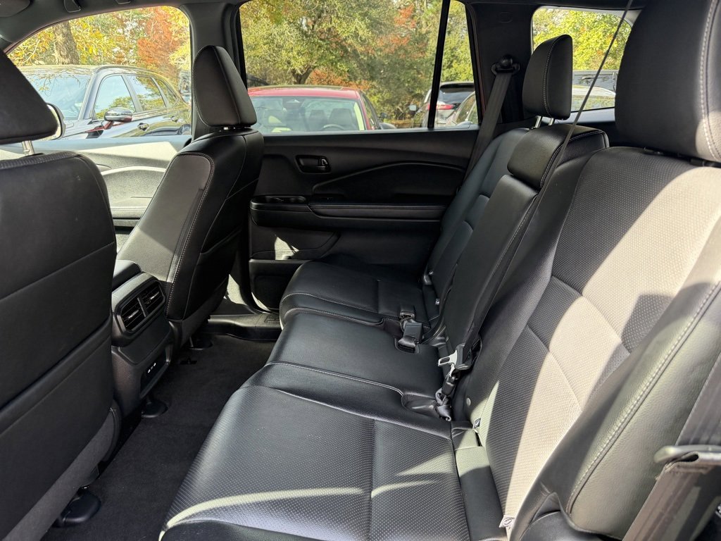 Certified 2024 Honda Passport EX-L image 11