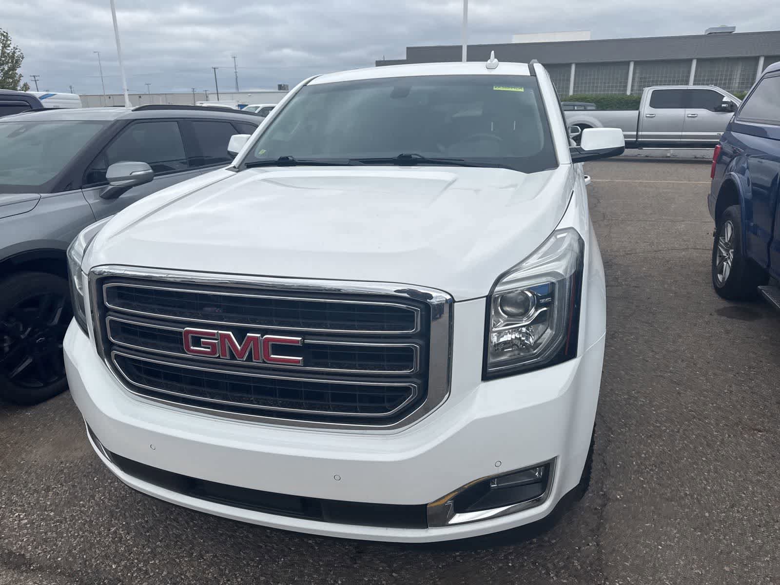 Used 2019 GMC Yukon SLE w/ Convenience Package AWD/4WD image 20