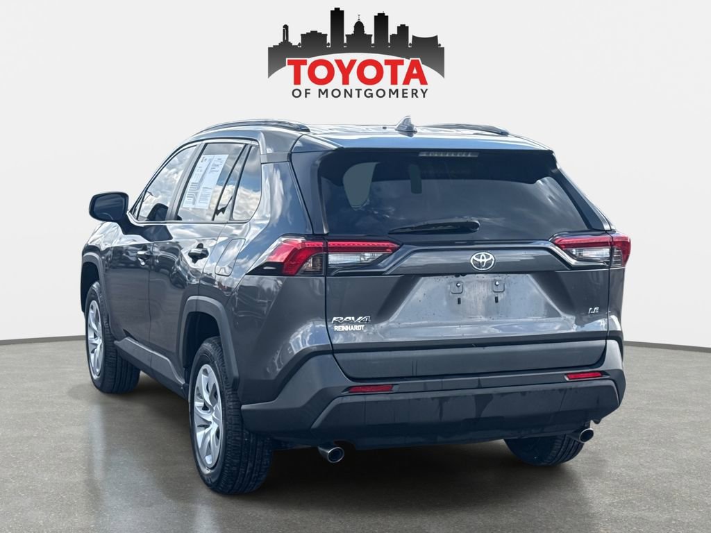 Used 2021 Toyota RAV4 LE image 5