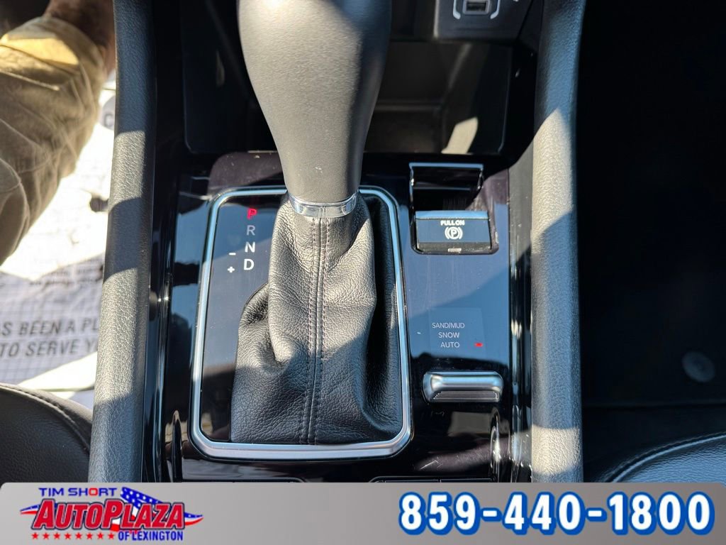 Used 2025 Jeep Compass Limited image 31