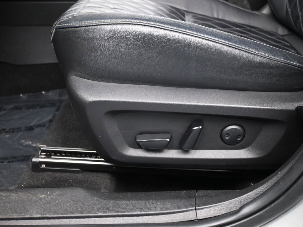 Used 2022 Mitsubishi Outlander SEL image 12