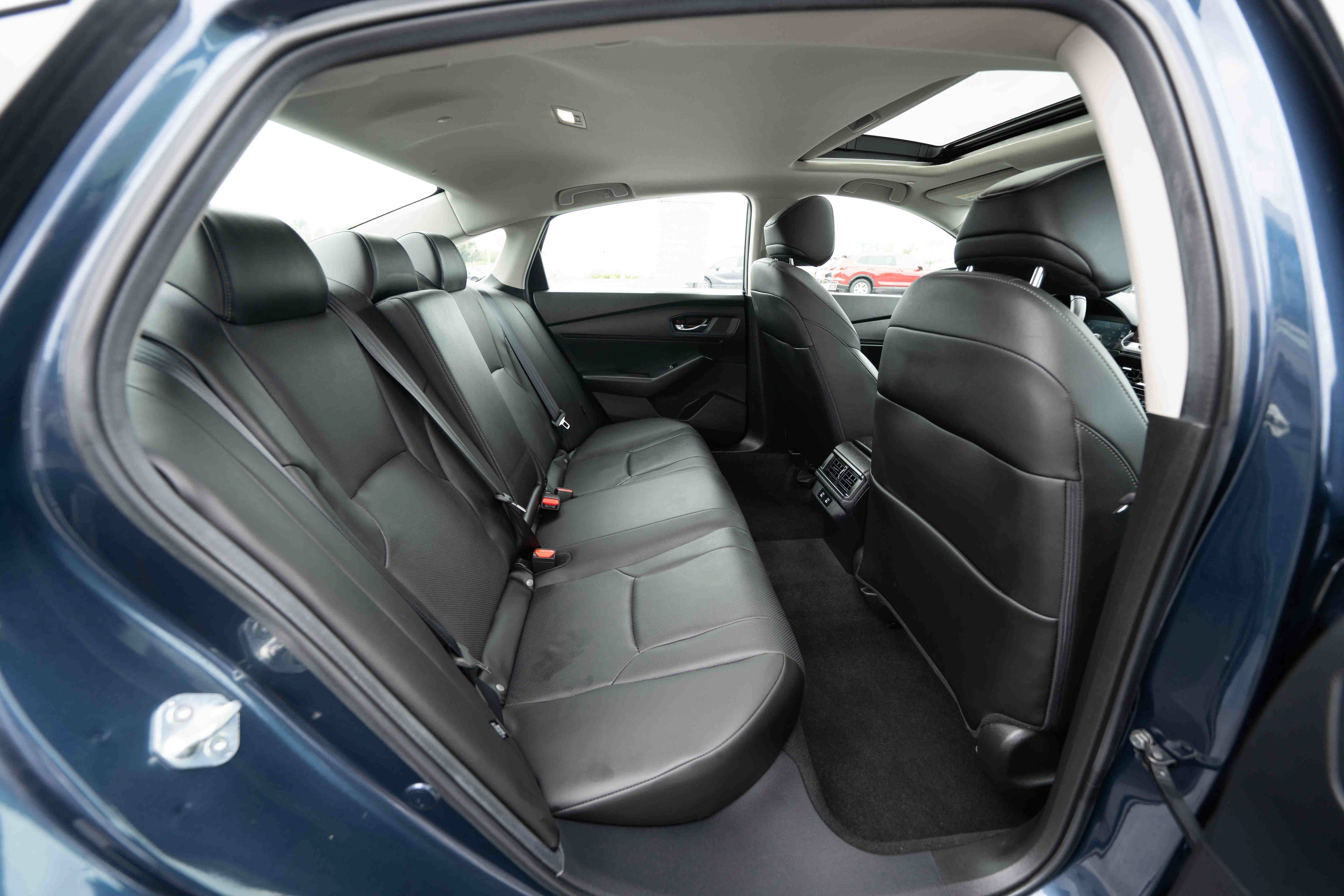 Used 2025 Honda Accord EX-L image 24