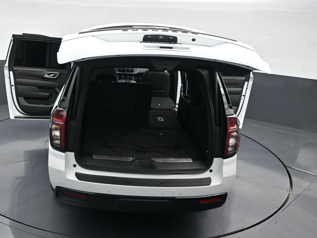 Used 2024 Chevrolet Suburban Z71 w/ Luxury Package image 37