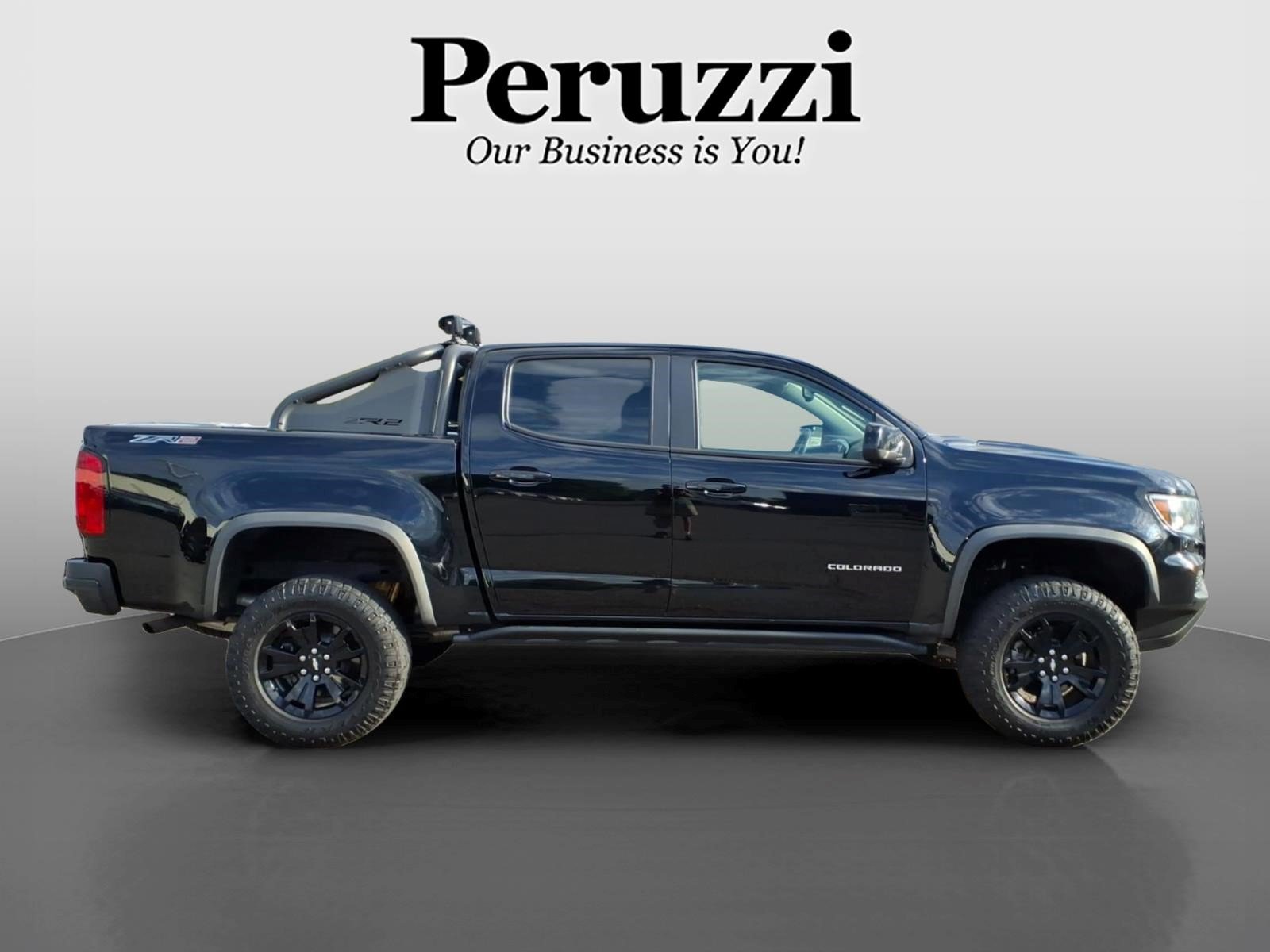 Used 2021 Chevrolet Colorado ZR2 w/ ZR2 Midnight Special Edition AWD/4WD image 2