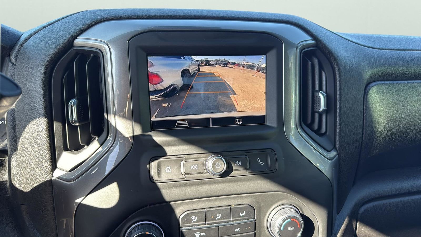 Used 2025 Chevrolet Silverado 1500 Custom image 19