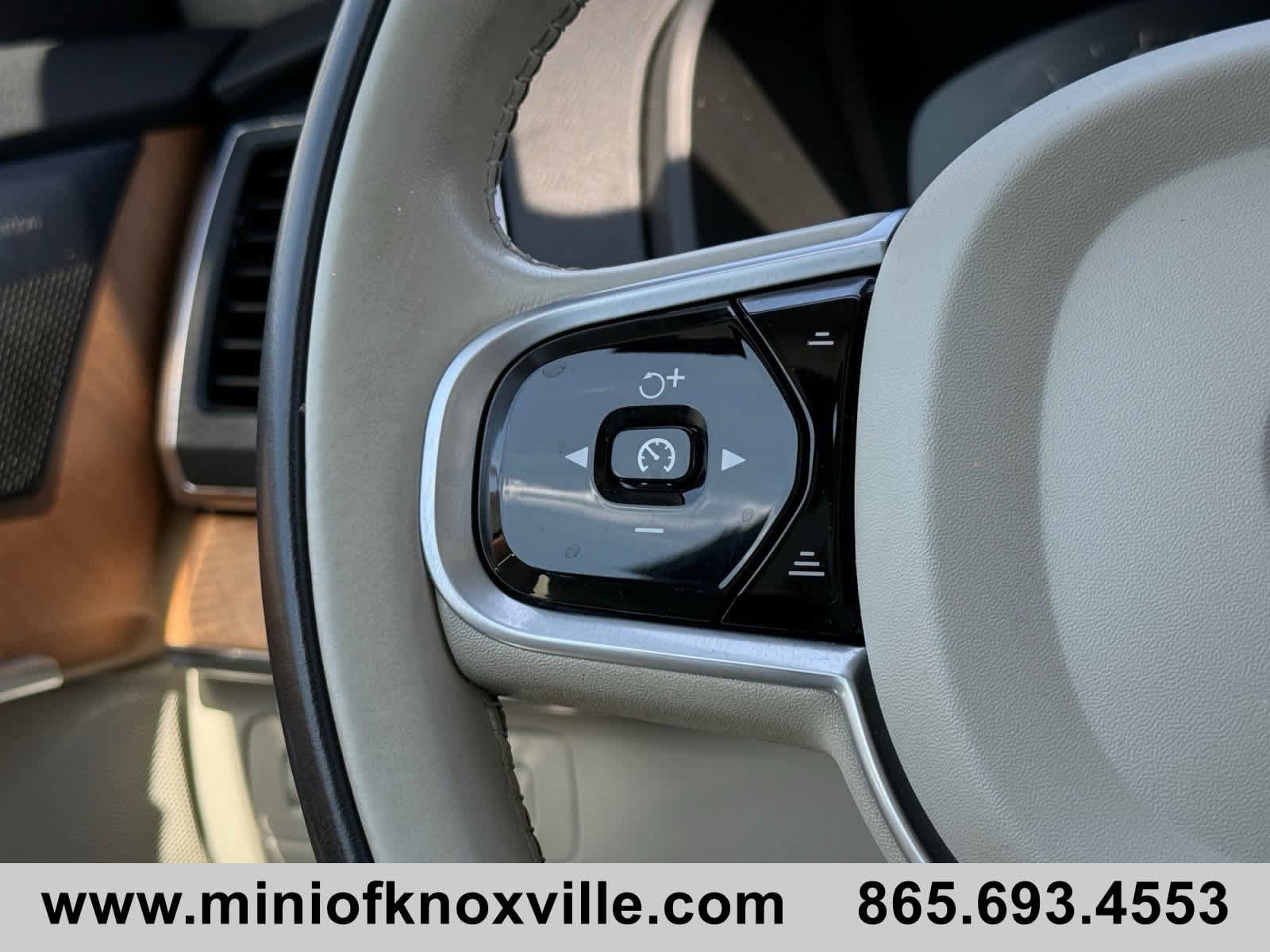 Used 2021 Volvo XC90 T8 Inscription Expression w/ Climate Package image 23