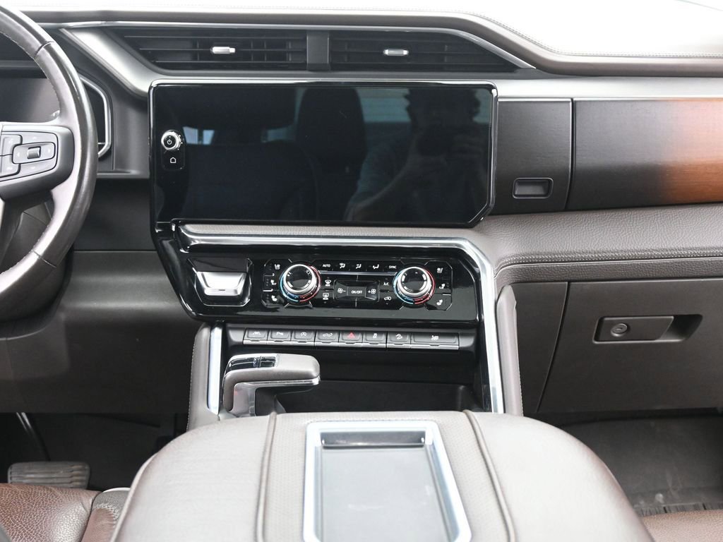 Used 2022 GMC Sierra 1500 Denali w/ Denali Reserve Package image 25