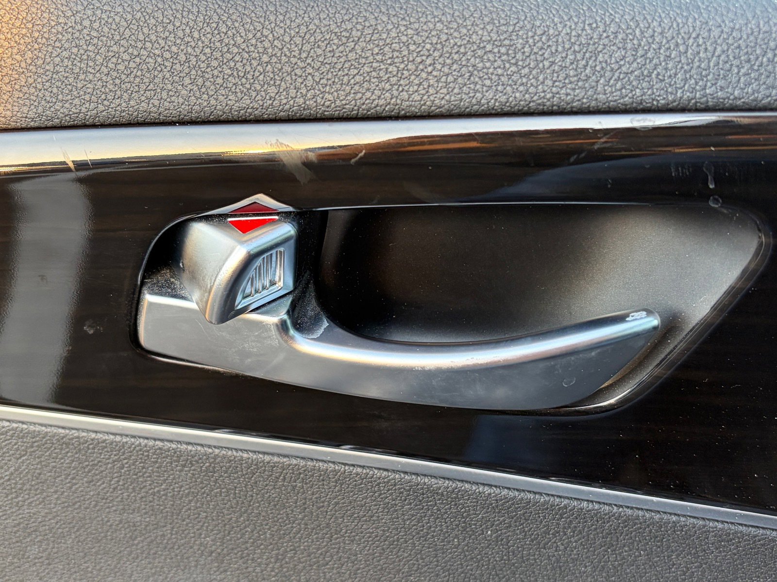 Certified 2019 Kia Sorento EX w/ EX Touring Package image 9